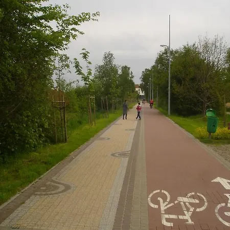 303 Z Garazem Osiedle Polanki アパート *