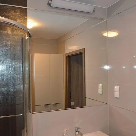 303 Z Garazem Osiedle Polanki Apartmán *