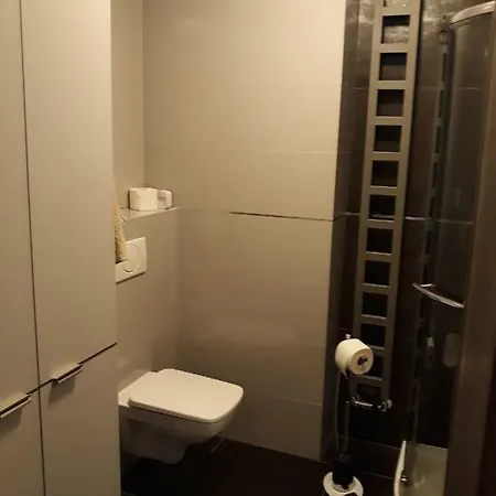 303 Z Garazem Osiedle Polanki